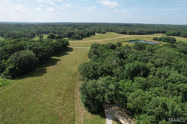 22221 Macedonia Church Road, Warrenton, MO 63383