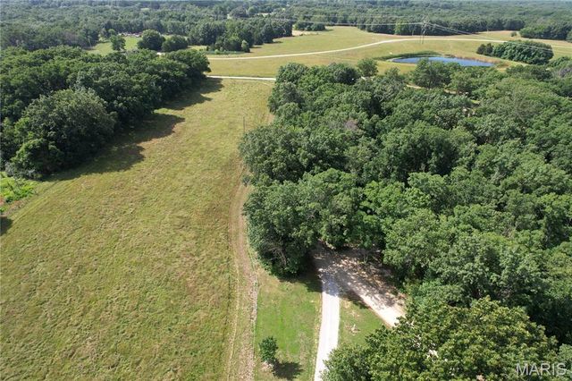 22221 Macedonia Church Road, Warrenton, MO 63383