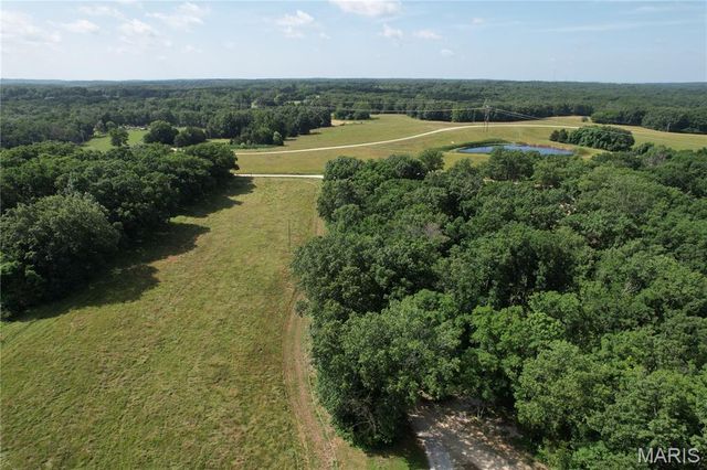 22221 Macedonia Church Road, Warrenton, MO 63383