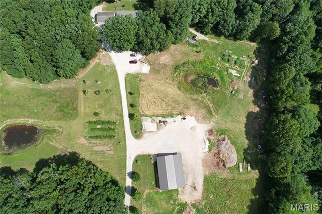 22221 Macedonia Church Road, Warrenton, MO 63383