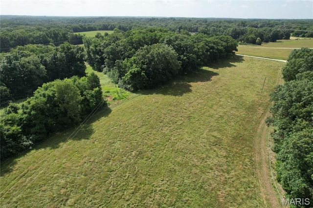 22221 Macedonia Church Road, Warrenton, MO 63383