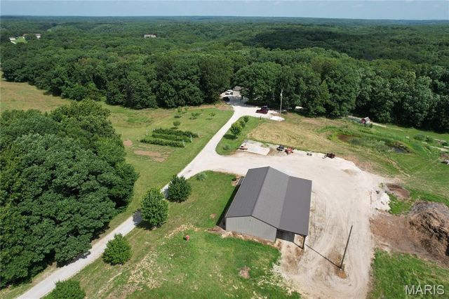 22221 Macedonia Church Road, Warrenton, MO 63383