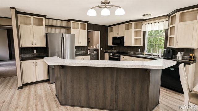 22221 Macedonia Church Road, Warrenton, MO 63383