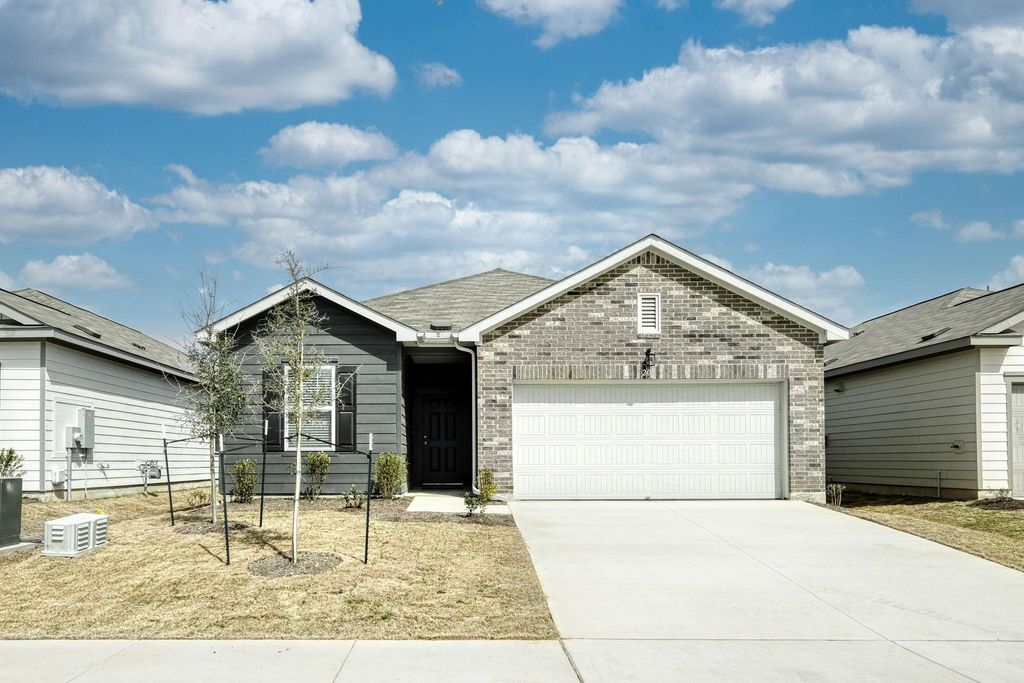 217 Stonebrook Drive DR, Hutto, TX 78643