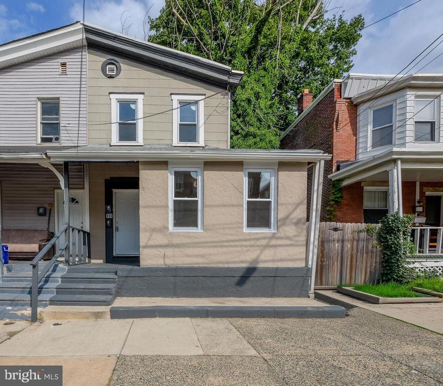 111 S 5TH ST, DARBY, PA 19023 — exterior
