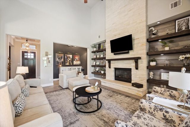 7415 Tudor Heights Lane, Spring, TX 77379