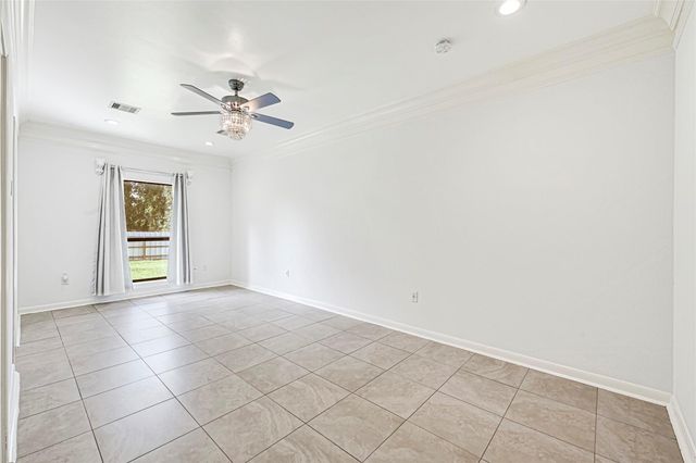 509 Joan Of Arc Drive, Hempstead, TX 77445