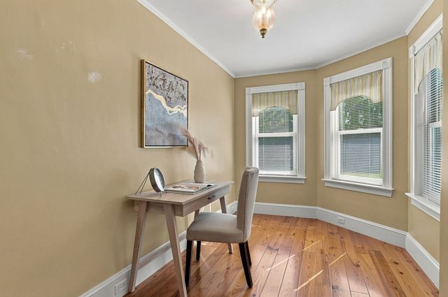 61 Myrtle Ave, Wakefield, MA 01880