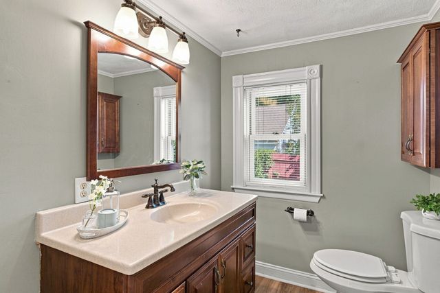 61 Myrtle Ave, Wakefield, MA 01880