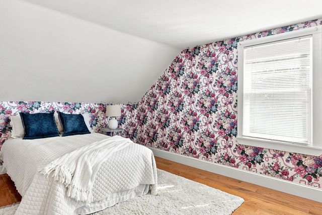 61 Myrtle Ave, Wakefield, MA 01880