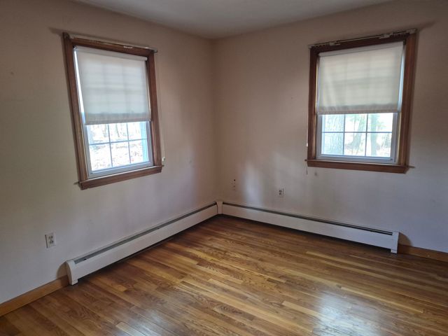 9 Moe Street, Nashua, NH 03062