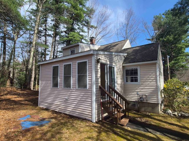 9 Moe Street, Nashua, NH 03062