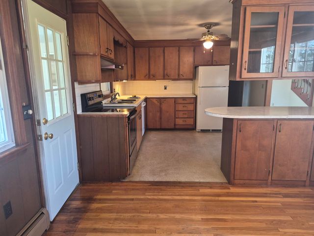 9 Moe Street, Nashua, NH 03062