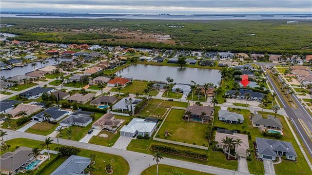 2722 SW 54th TER C, Cape Coral, FL 33914