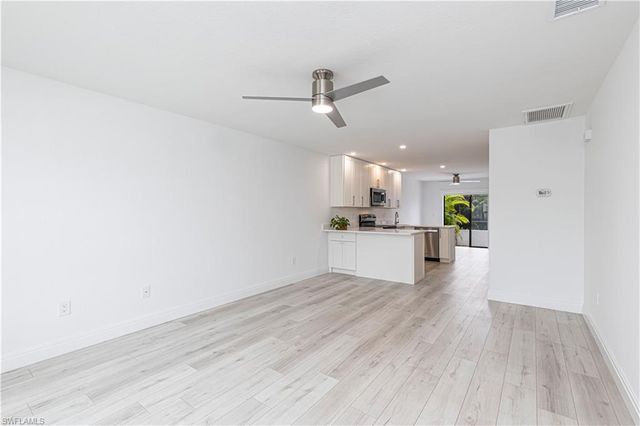 2722 SW 54th TER C, Cape Coral, FL 33914