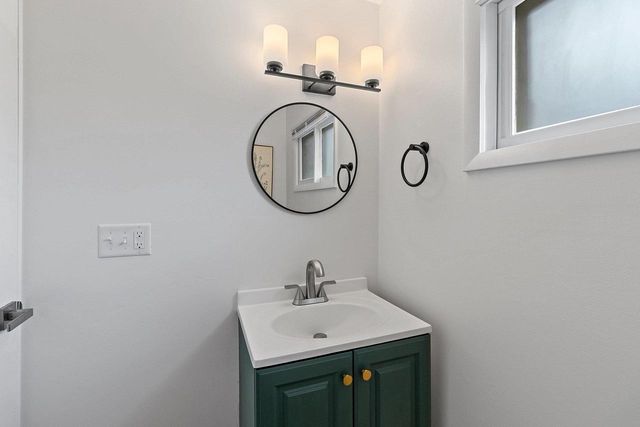 1320 SHEBOYGAN STREET, Oshkosh, WI 54904