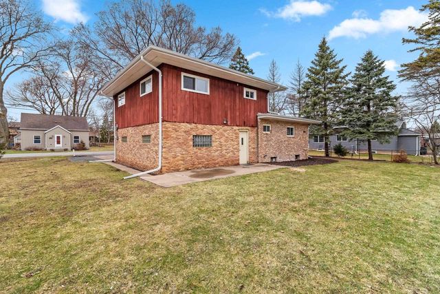 1320 SHEBOYGAN STREET, Oshkosh, WI 54904