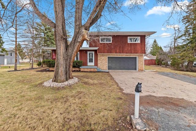 1320 SHEBOYGAN STREET, Oshkosh, WI 54904