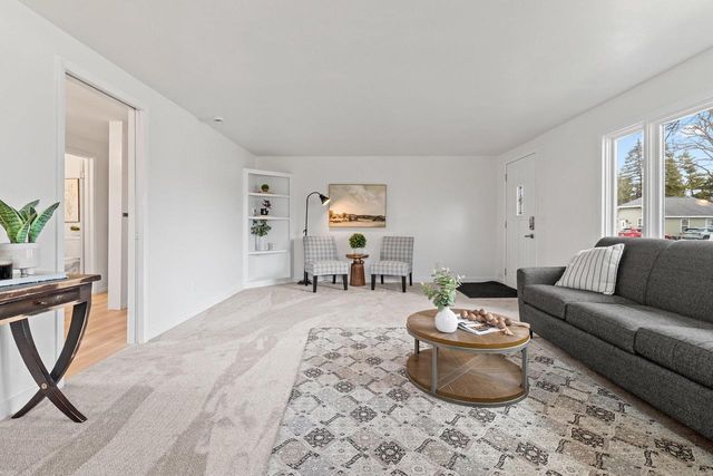 1320 SHEBOYGAN STREET, Oshkosh, WI 54904