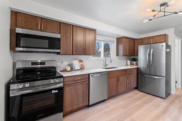 1320 SHEBOYGAN STREET, Oshkosh, WI 54904