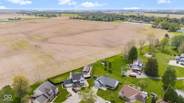 2309 Eagle Brook Drive, Shelbyville, IN 46176