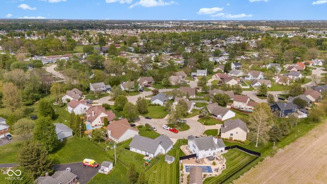 2309 Eagle Brook Drive, Shelbyville, IN 46176