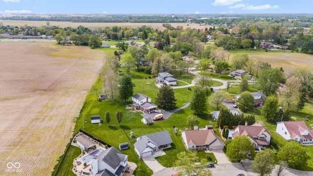 2309 Eagle Brook Drive, Shelbyville, IN 46176