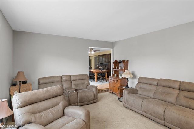 39335 Waldorf Drive, Clinton Twp, MI 48038