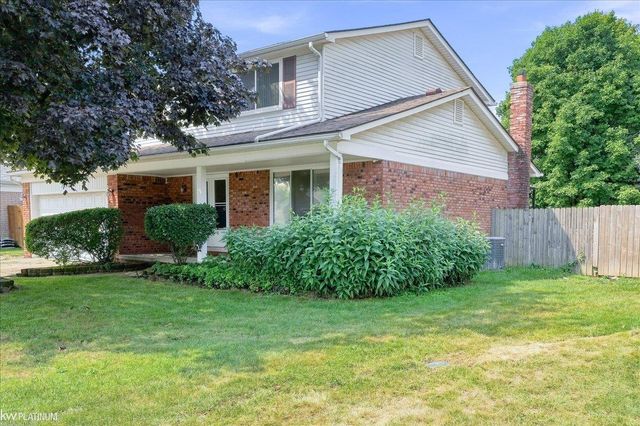 39335 Waldorf Drive, Clinton Twp, MI 48038