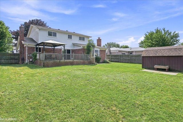39335 Waldorf Drive, Clinton Twp, MI 48038
