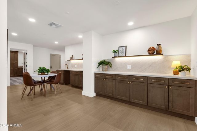 12210 N 76TH Place, Scottsdale, AZ 85260