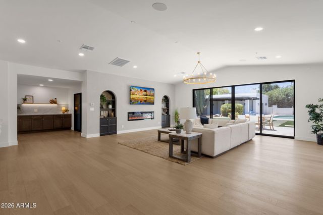 12210 N 76TH Place, Scottsdale, AZ 85260