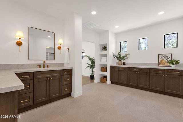 12210 N 76TH Place, Scottsdale, AZ 85260