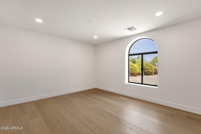 12210 N 76TH Place, Scottsdale, AZ 85260