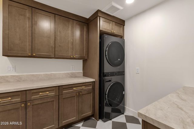 12210 N 76TH Place, Scottsdale, AZ 85260