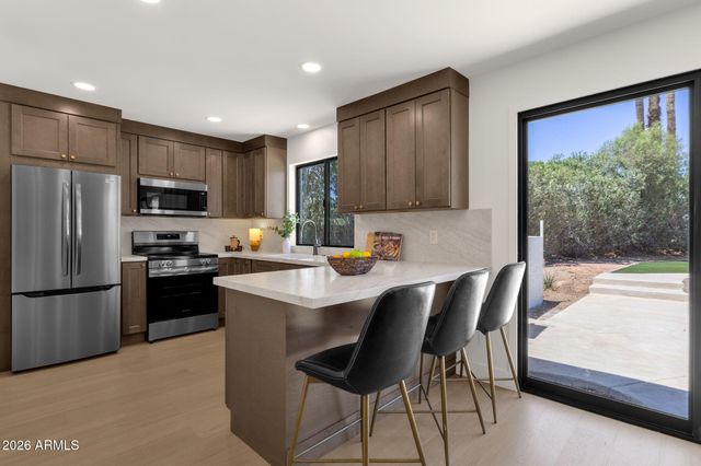 12210 N 76TH Place, Scottsdale, AZ 85260