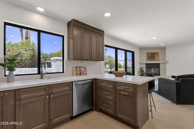 12210 N 76TH Place, Scottsdale, AZ 85260