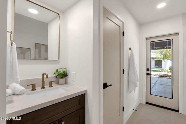 12210 N 76TH Place, Scottsdale, AZ 85260
