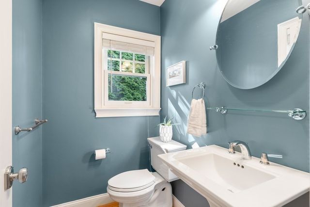 8 Arapahoe Rd -, Newton, MA 02465