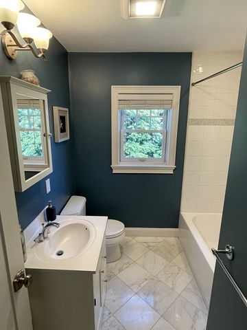 8 Arapahoe Rd -, Newton, MA 02465