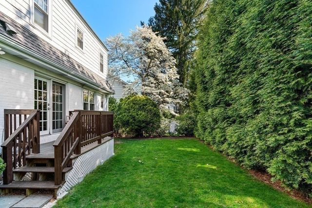 8 Arapahoe Rd -, Newton, MA 02465