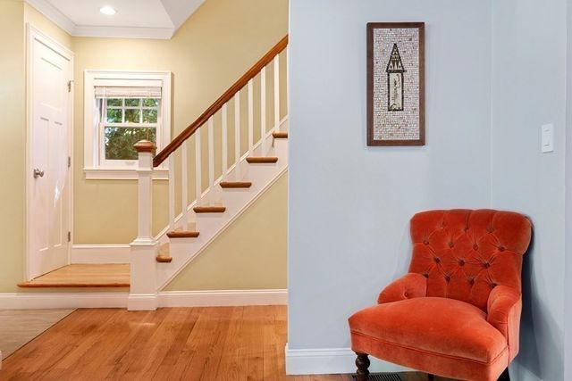 8 Arapahoe Rd -, Newton, MA 02465