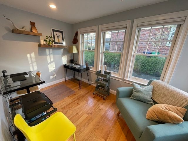 8 Arapahoe Rd -, Newton, MA 02465