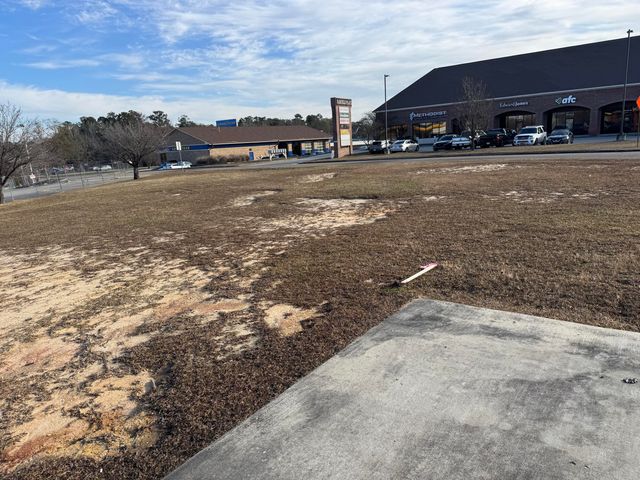 000 Fairfield Dr., Hattiesburg, MS 39402
