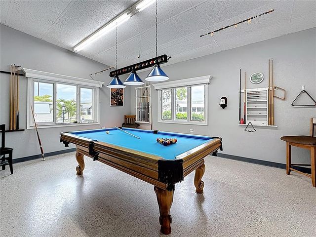 7880 54TH AVENUE N 77, St Petersburg, FL 33709