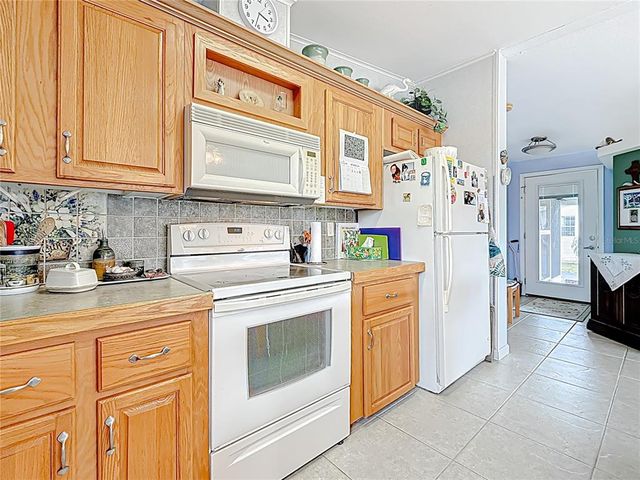 7880 54TH AVENUE N 77, St Petersburg, FL 33709