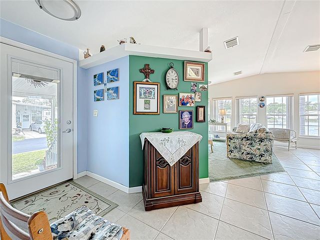7880 54TH AVENUE N 77, St Petersburg, FL 33709