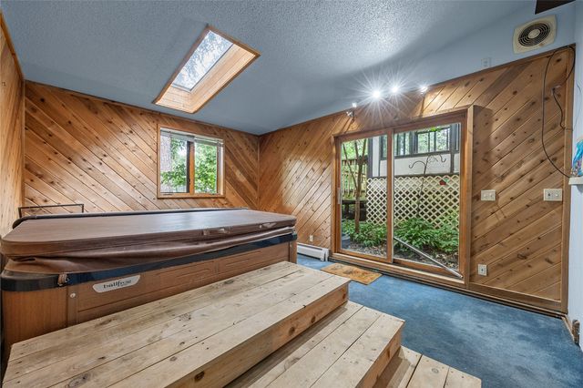 356 East Post Road SE, Cedar Rapids, IA 52403