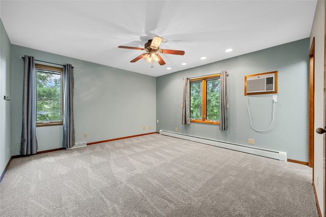 356 East Post Road SE, Cedar Rapids, IA 52403