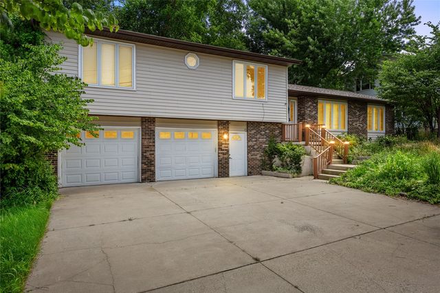 356 East Post Road SE, Cedar Rapids, IA 52403